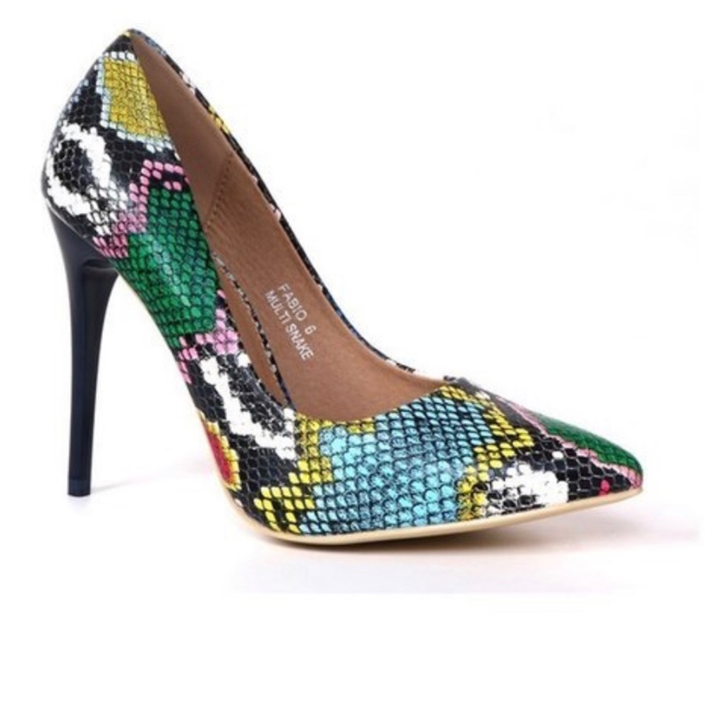 🔥Host Pick🔥The “Multi Color” Snake Heels